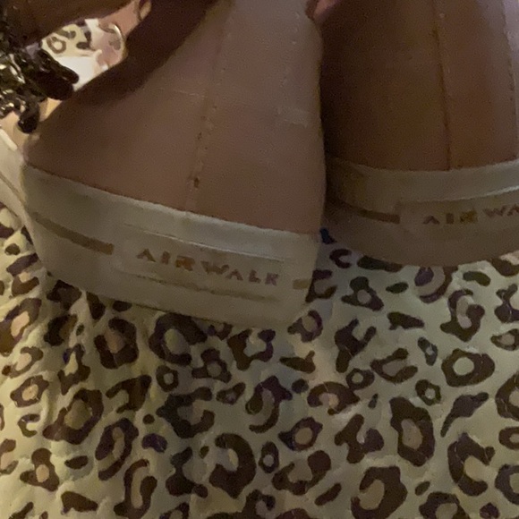 Air Walk Sneakers - Picture 6 of 11